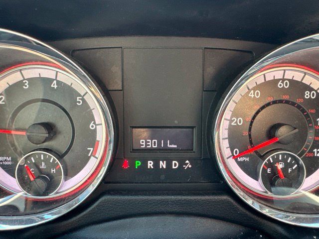Used 2019 Dodge Grand Caravan SXT FWD image 14