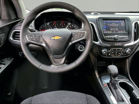 Used 2024 Chevrolet Equinox LT FWD image 8