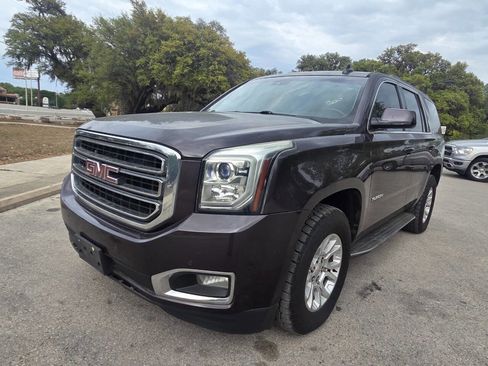 Used 2015 GMC Yukon SLT w/ HD Trailering Package AWD/4WD image 6