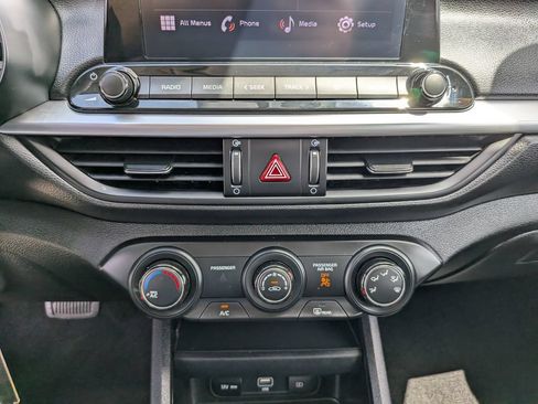 Certified 2024 Kia Forte LXS FWD image 23