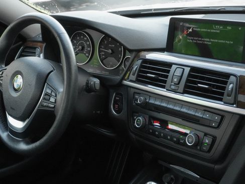Used 2014 BMW 428i xDrive Coupe AWD/4WD image 9