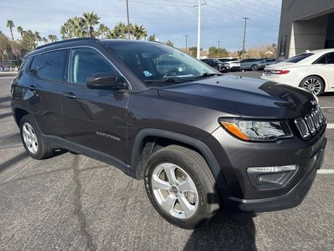 Used 2019 Jeep Compass Latitude w/ Popular Equipment Group image 3