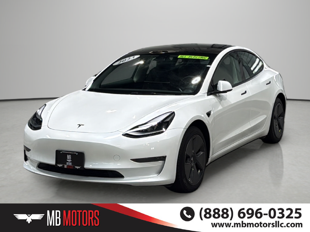 Used 2023 Tesla Model 3 Standard Range RWD image 1