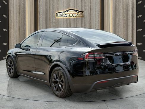 Used 2023 Tesla Model X AWD/4WD image 12