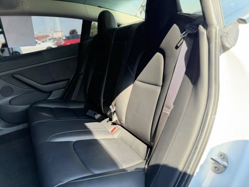 Used 2021 Tesla Model 3 Standard Range Plus RWD image 15
