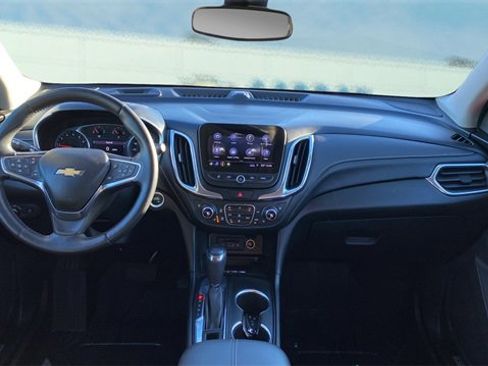 Used 2021 Chevrolet Equinox Premier image 15