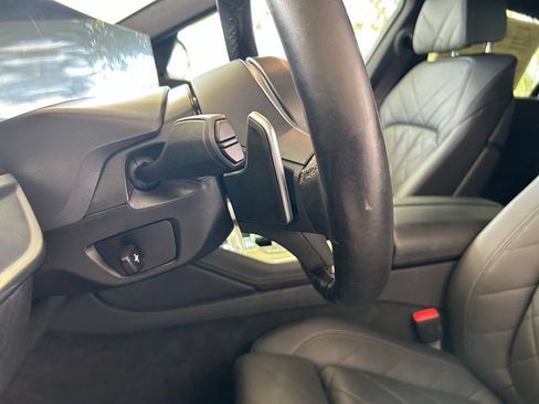 Used 2025 BMW X6 xDrive40i AWD/4WD image 48