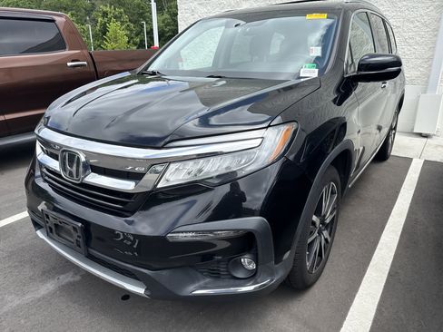 Used 2019 Honda Pilot Touring image 5