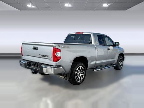 Used 2016 Toyota Tundra SR5 w/ SR5 Upgrade Package image 9