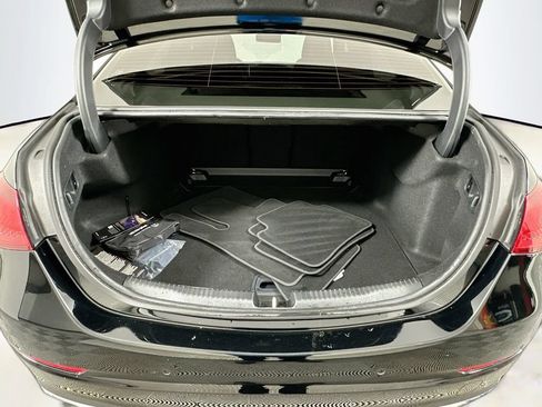 Used 2024 Mercedes-Benz C 300 4MATIC Sedan image 26