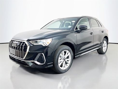 New 2025 Audi Q3 2.0T Premium image 3