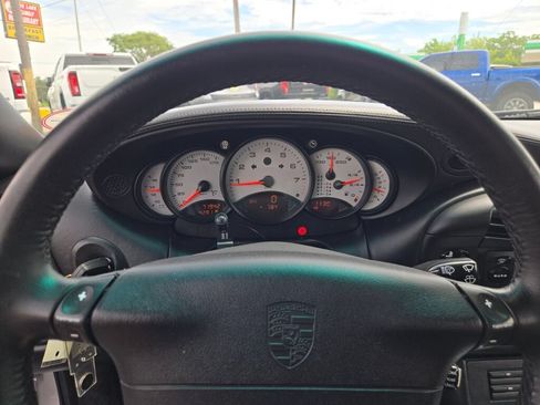 Used 2000 Porsche 911 Carrera 4 AWD/4WD image 34