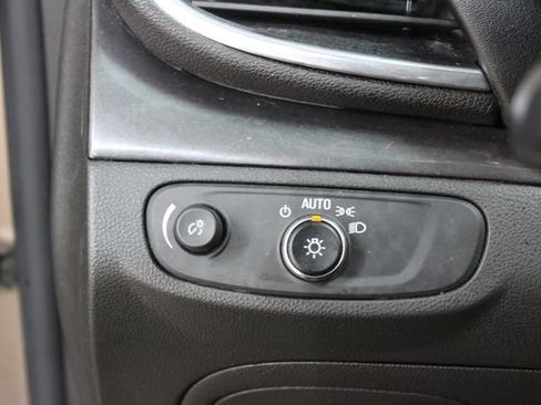 Used 2019 Buick Encore Preferred AWD/4WD image 15