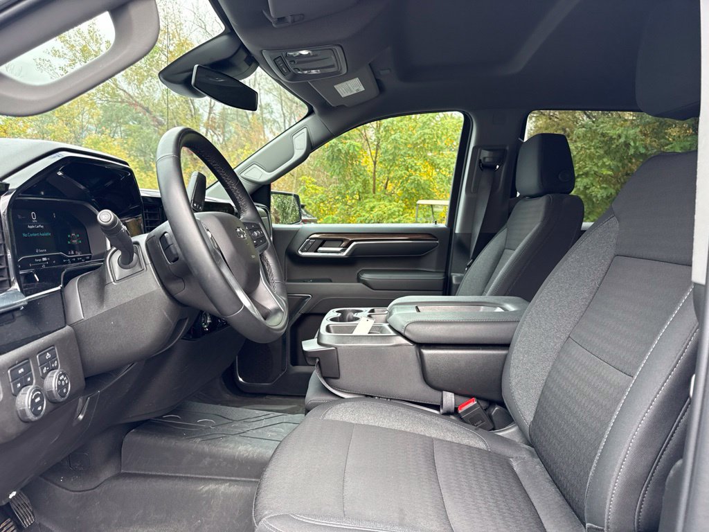 Used 2024 Chevrolet Silverado 1500 RST w/ LPO, Dark Essentials Package AWD/4WD image 9