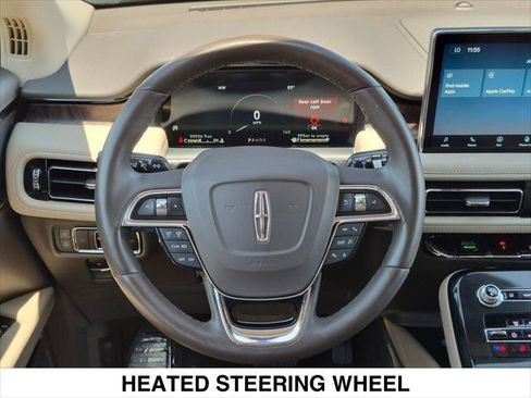 Used 2023 Lincoln Nautilus Reserve FWD image 13