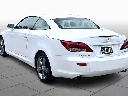 Used 2010 Lexus IS 250C image 10