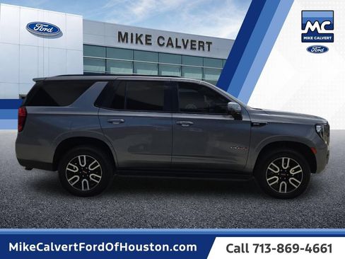 Used 2021 GMC Yukon AT4 w/ AT4 Premium Package AWD/4WD image 5