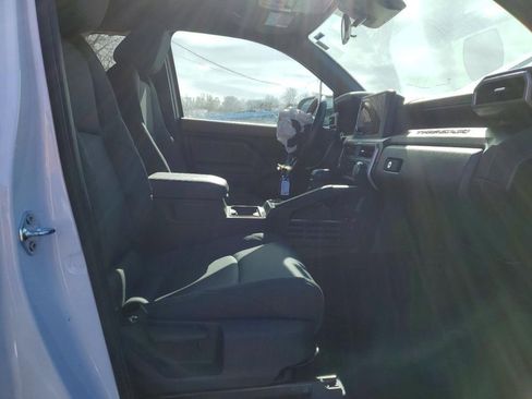 Used 2025 Toyota Tacoma SR image 7