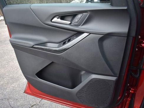 New 2026 Chevrolet Equinox LT image 32