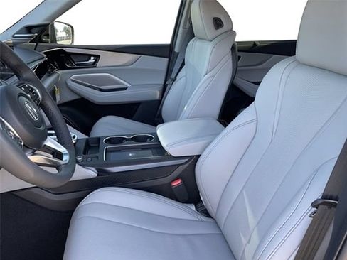 New 2026 Acura MDX w/ Technology Package FWD image 11