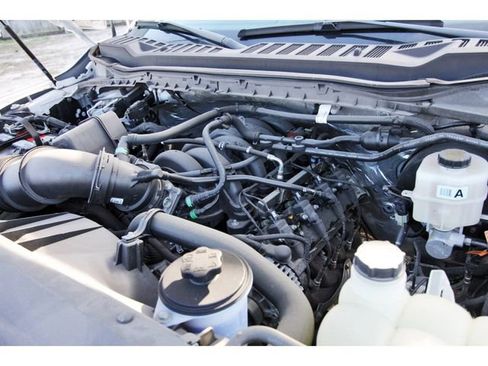 Used 2023 Ford F250 XL image 32