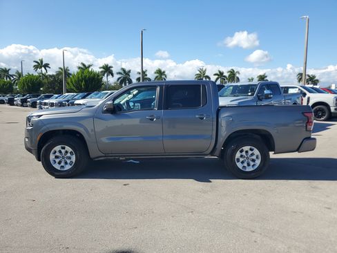 Certified 2024 Nissan Frontier SV image 8