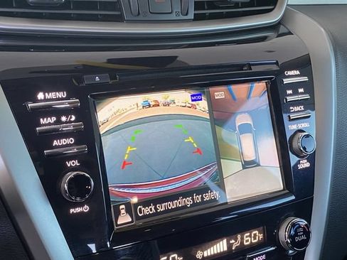 Used 2020 Nissan Murano SL w/ Moonroof Package AWD/4WD image 25