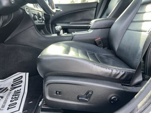 Used 2012 Dodge Charger SXT Plus image 19