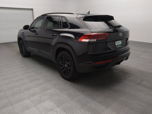 Used 2022 Volkswagen Atlas Cross Sport SE FWD image 5