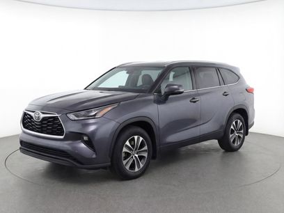 Used 2020 Toyota Highlander XLE