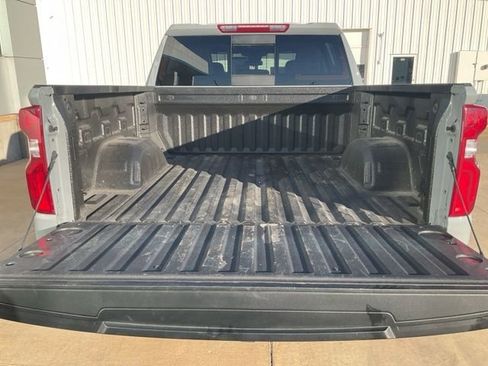 Used 2024 Chevrolet Silverado 1500 LT Trail Boss w/ Convenience Package II image 29