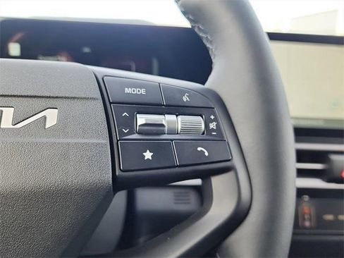 New 2026 Kia Sportage SX image 23