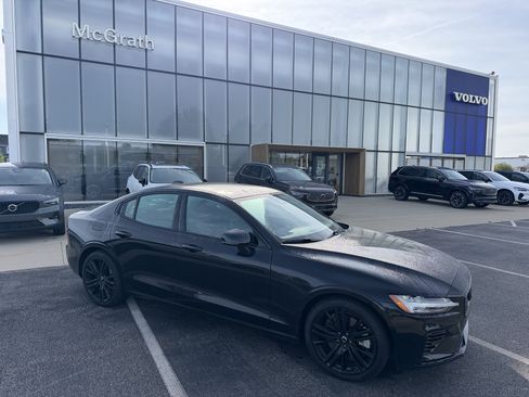 Used 2024 Volvo S60 T8 Plus w/ Climate Package AWD/4WD image 3
