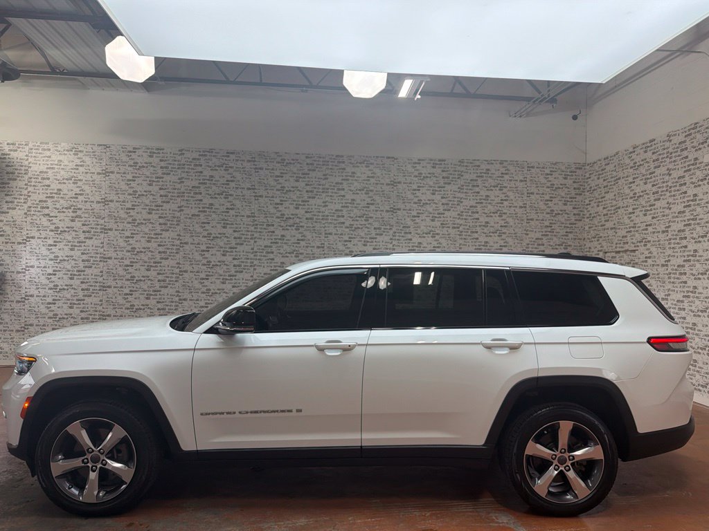 Used 2021 Jeep Grand Cherokee L Limited RWD image 4
