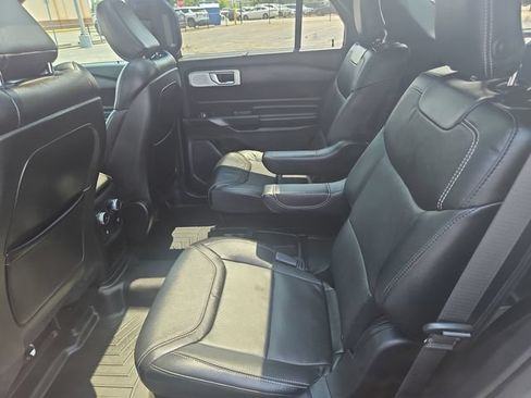 Used 2020 Ford Explorer ST w/ ST Street Pack AWD/4WD image 31
