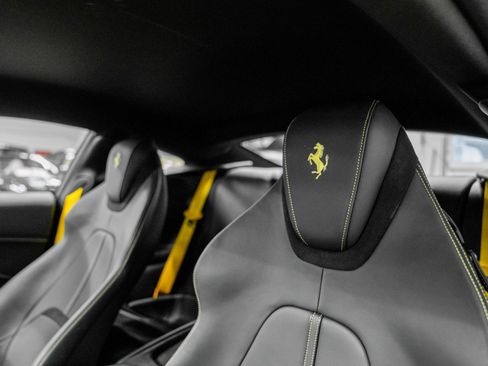 Used 2024 Ferrari Roma image 18