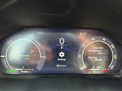 Used 2023 Toyota RAV4 Limited AWD/4WD image 17