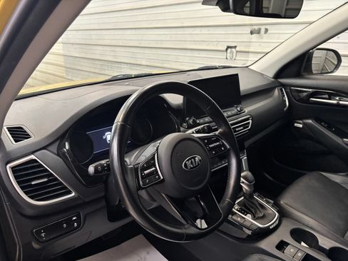 Used 2021 Kia Seltos SX AWD/4WD image 12