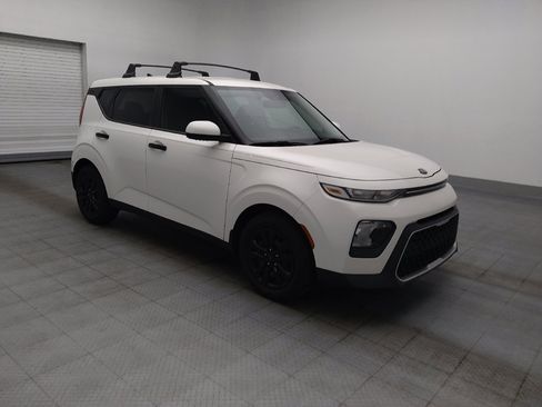 Used 2020 Kia Soul LX FWD image 11