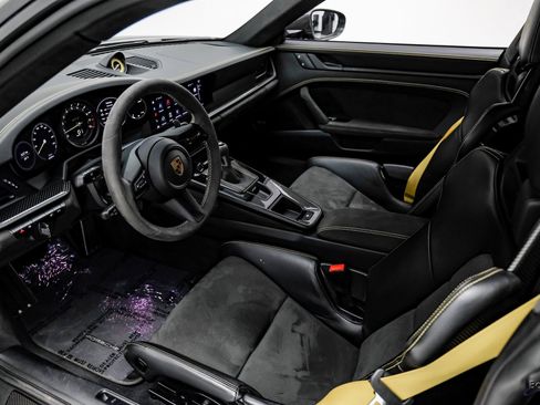 Used 2022 Porsche 911 GT3 image 43