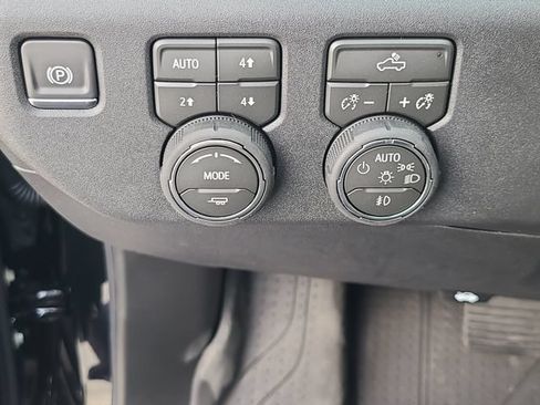 New 2026 Chevrolet Silverado 1500 RST AWD/4WD image 22