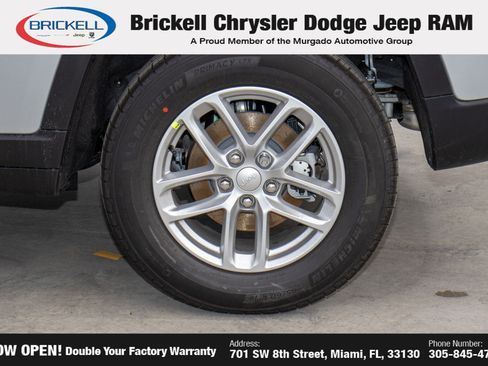 New 2025 Jeep Grand Cherokee Laredo X image 38