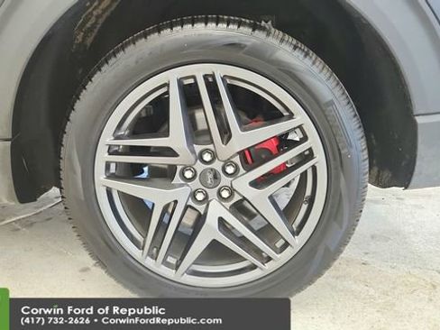 Used 2025 Ford Explorer ST-Line w/ ST-Line Street Pack image 28