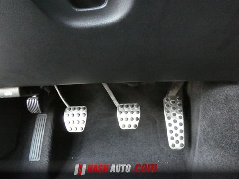 Used 2014 Dodge Challenger R/T RWD image 61