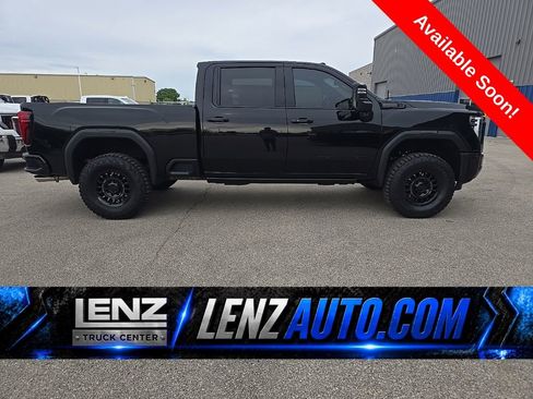 Used 2025 GMC Sierra 2500 Denali w/ Denali Reserve Package AWD/4WD image 1