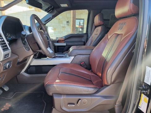 Used 2018 Ford F150 King Ranch image 15