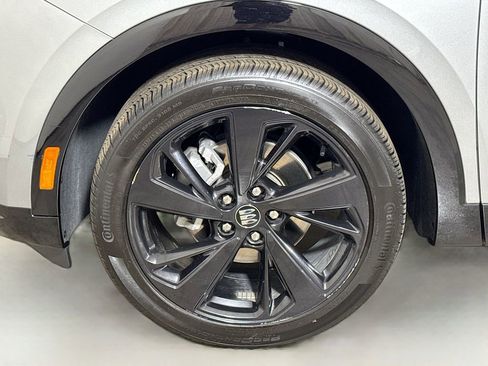 Used 2025 Buick Envision Sport Touring AWD/4WD image 29