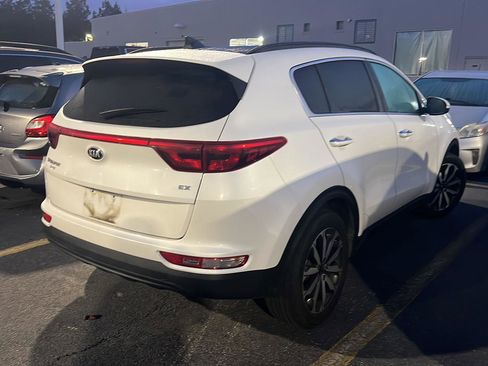 Used 2019 Kia Sportage EX w/ EX Premium Package image 8