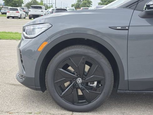 New 2026 Volkswagen ID.4 Pro S AWD/4WD image 5