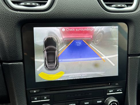 Certified 2018 Porsche 718 Cayman GTS image 20